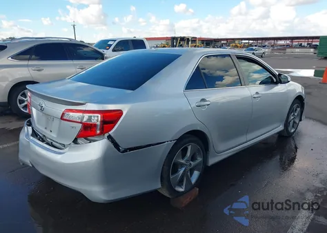 2012 Toyota Camry Se V6 z USA, uszkodzony, nr VIN 4T1BK1FK9CU518926